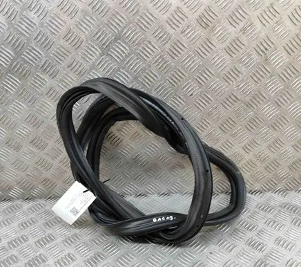 Mercedes-Benz CLA C118 X118 Trunk rubber seal (body) A1186930300