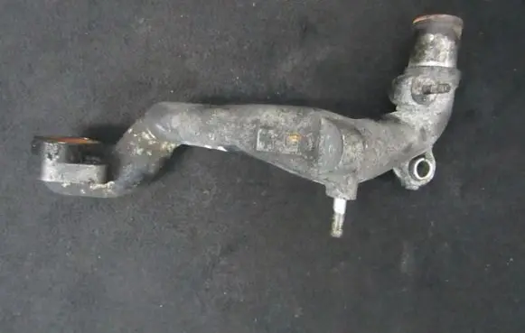 Mazda 5 Engine coolant pipe/hose