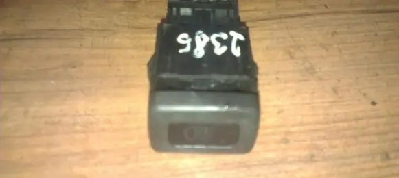 Fog light switch