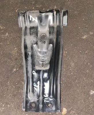 Volkswagen Tiguan Top upper radiator support slam panel 5NA805567