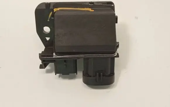 Peugeot 308 Coolant fan relay 080010320 F21820150844