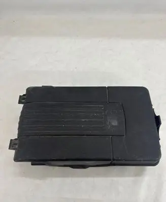 Volkswagen PASSAT B6 Battery box tray cover/lid 1K0915443A