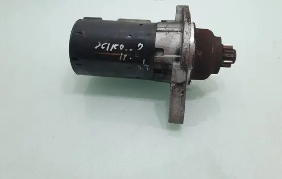 Volkswagen Scirocco Starter motor 02Z911023E 0001121408