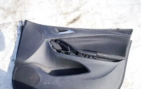 Opel Astra K Front door card panel trim 2513835 888403685