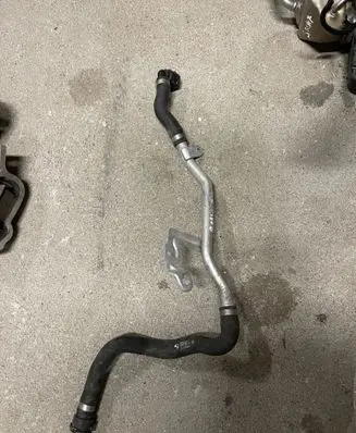 BMW 3 G20 G21 Air intake hose/pipe 6820399