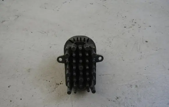 Volkswagen Tiguan LED ballast control module 1420000863