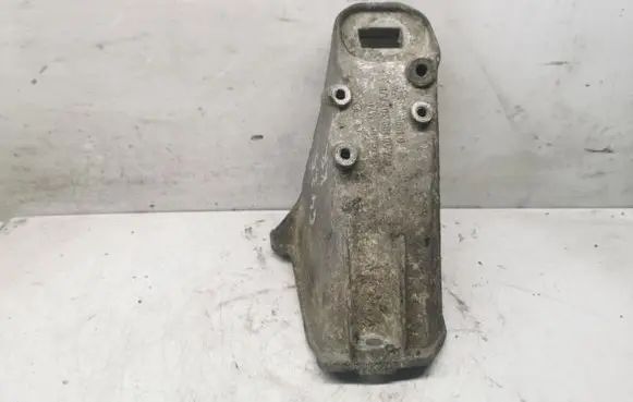 Audi A6 S6 C4 4A Engine mounting bracket 4A0199307AB