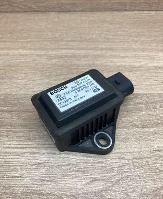 Audi A4 S4 B6 8E 8H ESP acceleration yaw rate sensor 8E0907637A 0265005245 Used