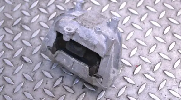 Audi A3 S3 8V Engine mount bracket 1K0199262CB