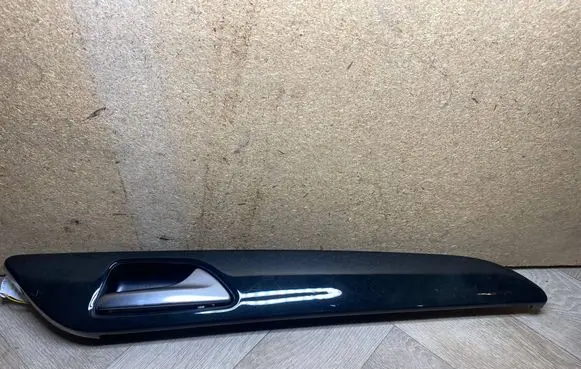 Mercedes-Benz GLS X166 Rear door card trim A1667301622 1667301622 A1667600661