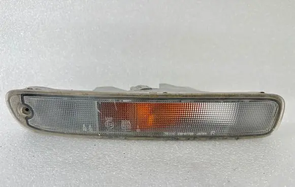 Mazda 323 F Front indicator light 21061708