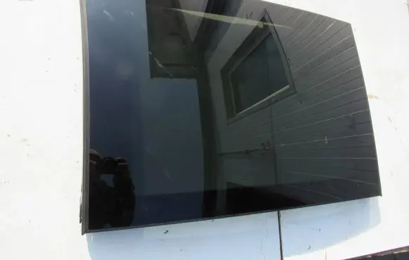 Mercedes-Benz E C207 W207 Sunroof glass A2077800121