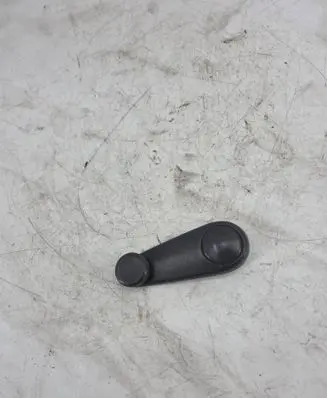 Mitsubishi Pajero Front door window winding handle