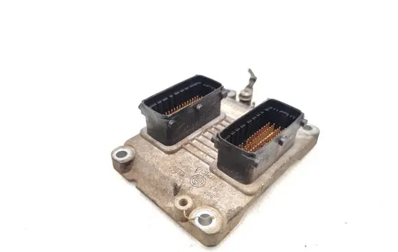 Opel Corsa D Engine control unit/module 55557933