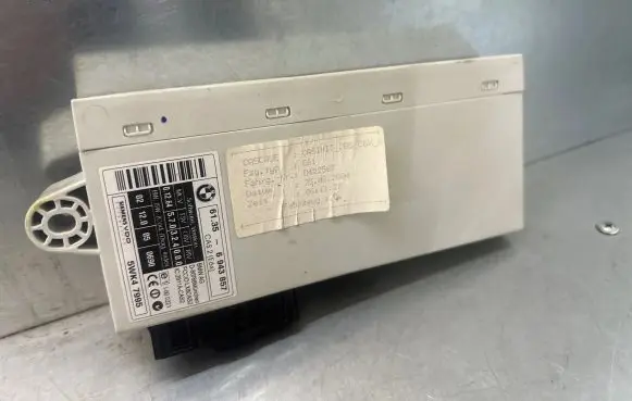 BMW 5 E60 E61 CAS control unit/module 6943857 5WK47995