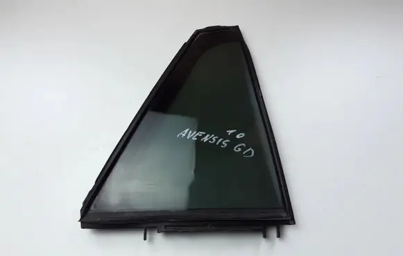 Toyota Avensis T270 Rear vent window glass 6818805070