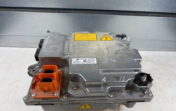 Peugeot 3008 I Voltage converter inverter 9678825780