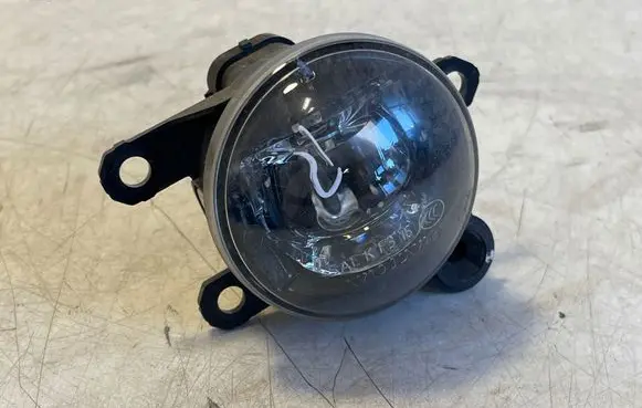Polestar 2 Front fog light 31689175