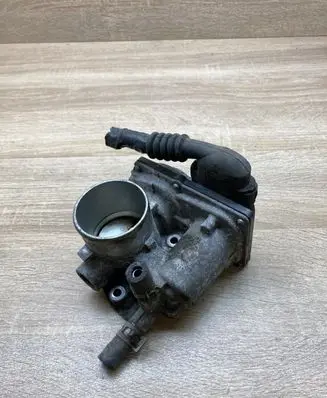 Toyota Yaris Throttle body valve 2203047040 9J04