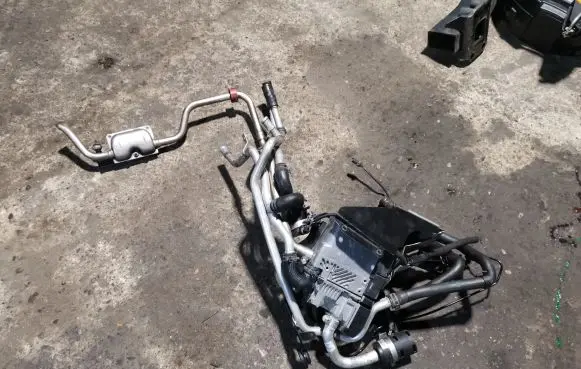 Audi Q7 4L Auxiliary pre-heater (Webasto) 4L0815071E