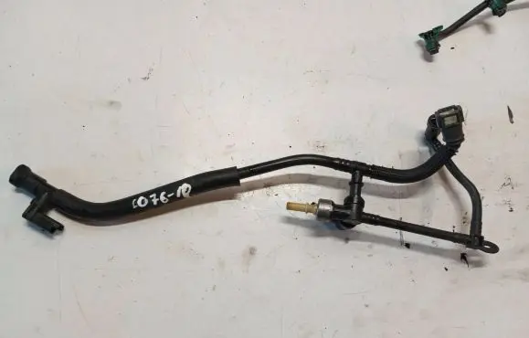Volvo V40 Vacuum line/pipe/hose 21936T