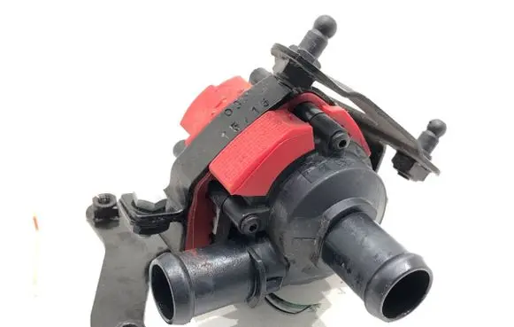 Audi A7 S7 4G Oil filter mounting bracket 4G0820195E