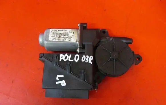 Volkswagen Polo Front door window regulator motor 6Q2959802A