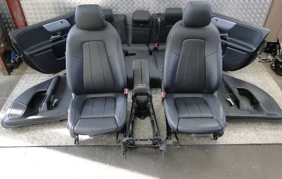 Mercedes-Benz B W247 Seat set 