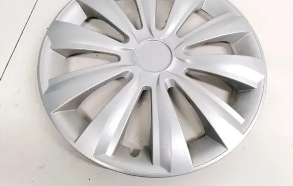 Opel Corsa C R15 wheel hub/cap/trim 