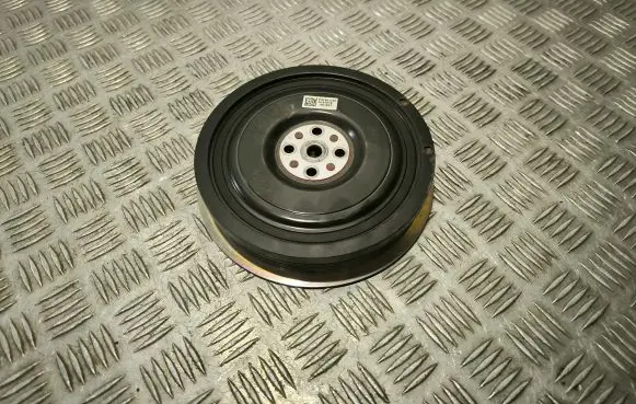 Volvo XC90 Crankshaft pulley 31401195
