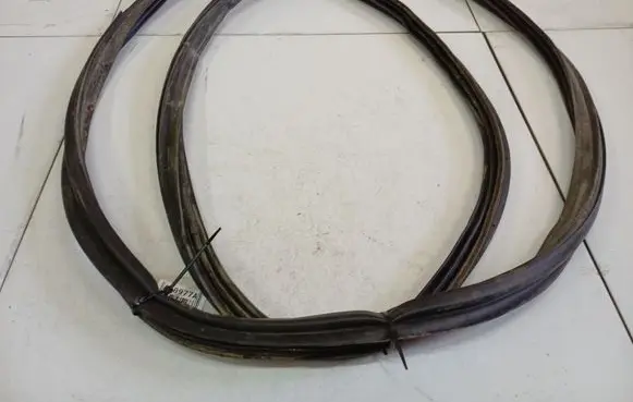 KIA Ceed Rubber seal front coupe door 
