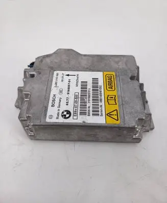 BMW 1 E82 E88 Airbag control unit/module 9166057 0285010066