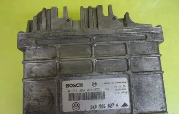 Seat Ibiza II (6k) Engine control unit/module 6K0906027A 0261204054