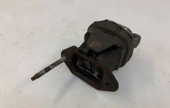 Chrysler 300 - 300C Engine mount bracket 04578190ad