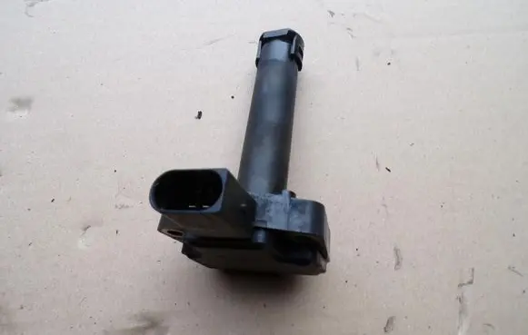 BMW 5 E60 E61 Oil level sensor 7567723