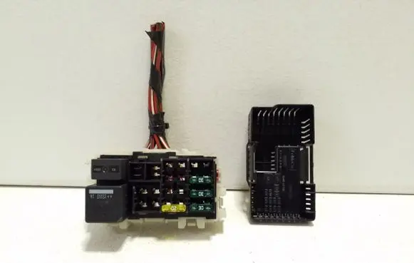 Volvo S60 Fuse module 6G9T14K131AB
