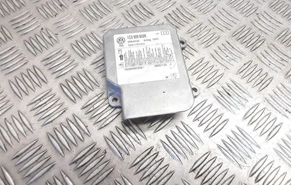 Volkswagen Polo IV 9N3 Airbag control unit/module 1C0909605K 5WK43125