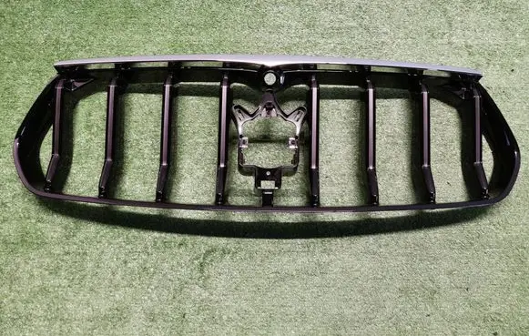 Maserati Levante Front bumper upper radiator grill 670151261DANEK 670151263 670151261