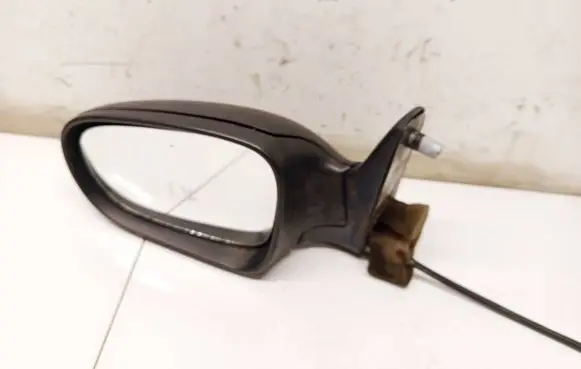 Volkswagen Sharan Front door electric wing mirror 