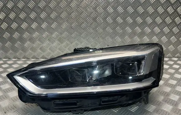 Audi A5 Headlight/headlamp 8W6941783E