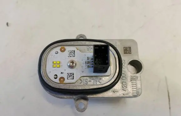 Volkswagen Tiguan LED ballast control module 1420000863
