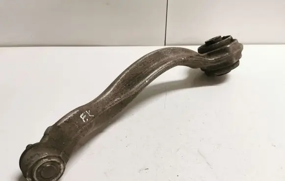Mercedes-Benz E W212 Front lower control arm/wishbone