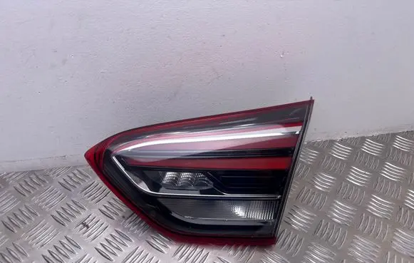 Opel Crossland X Tailgate rear/tail lights 39137528 510512838 2TZ01247602
