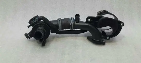 Thermostat/thermostat housing