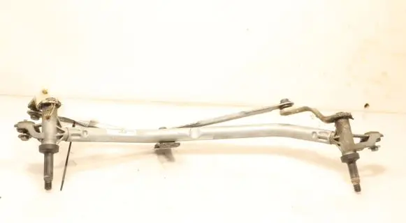 Front wiper linkage