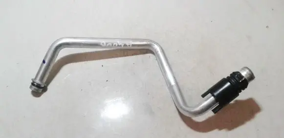 Skoda Karoq Engine coolant pipe/hose