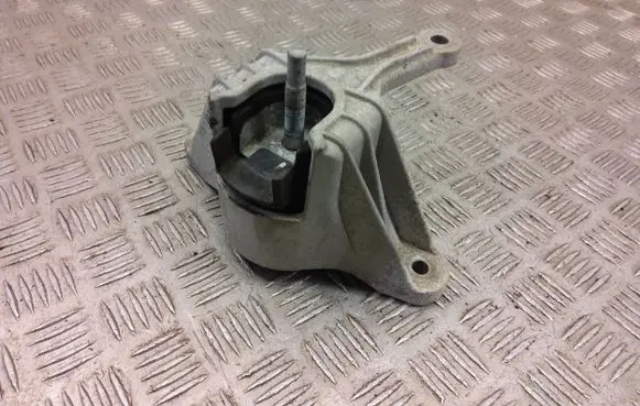 KIA Niro Engine mount bracket 21824k4000