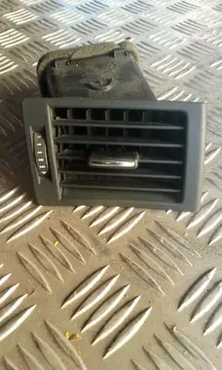 Audi A4 S4 B7 8E 8H Dashboard side air vent grill/cover trim 8E0820902F