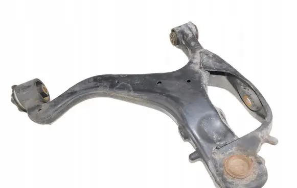 Land Rover Discovery 3 - LR3 Front lower control arm/wishbone TC2848