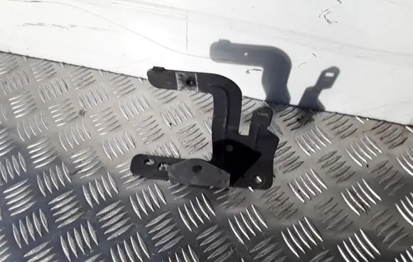 Nissan Qashqai Other engine bay part